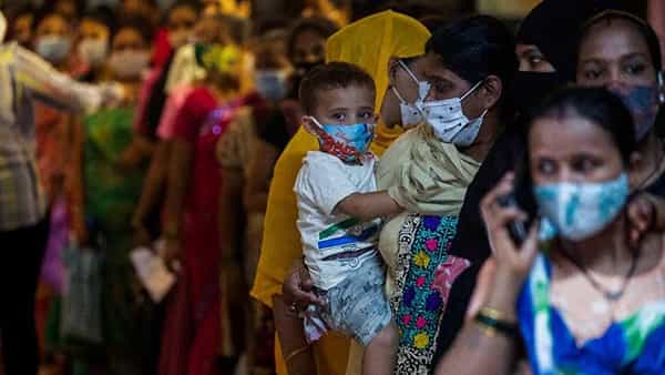 Coronavirus: 9 నెలల కనిష్ఠానికి కొత్త కేసులు.. భారీగా తగ్గిన మరణాలు.. నిన్న ఎన్నంటే..