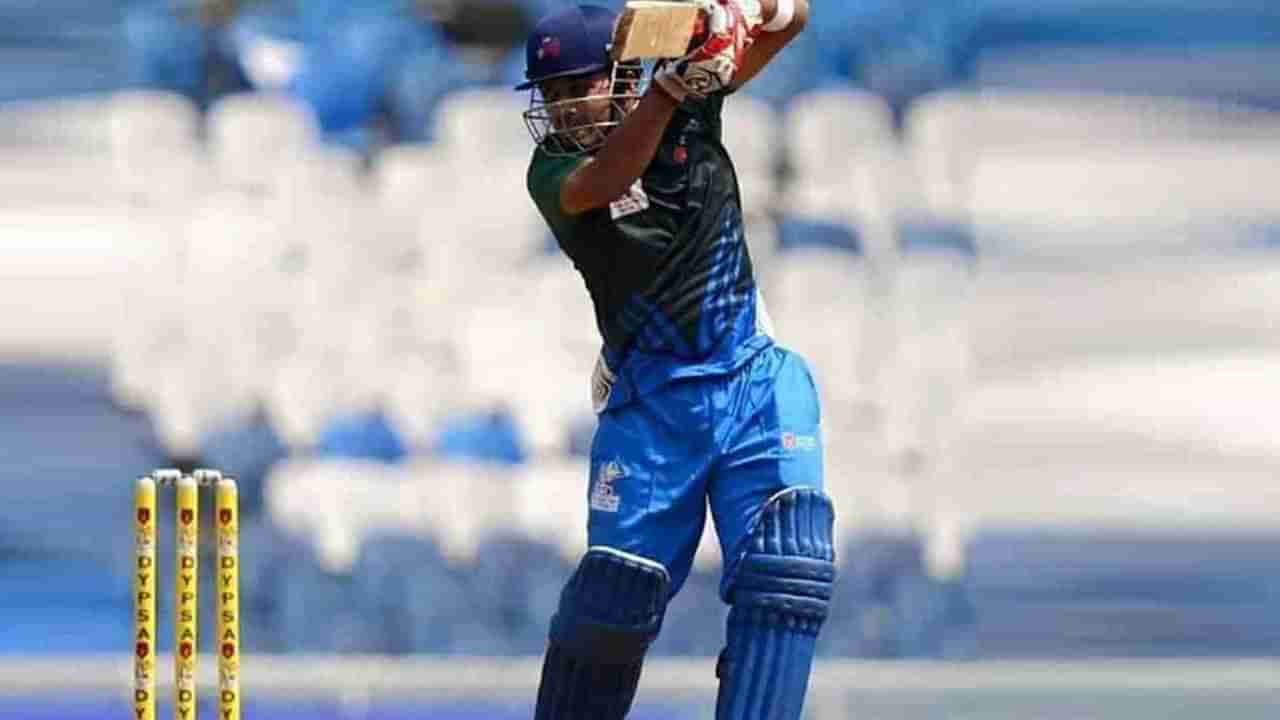 21 సిక్సర్లు, 16 ఫోర్లు.. సూపర్ ఫాస్ట్ డబుల్ సెంచరీతో బౌలర్లపై వీరవిహారం.. ఆ ఆటగాడు ఎవరంటే.!