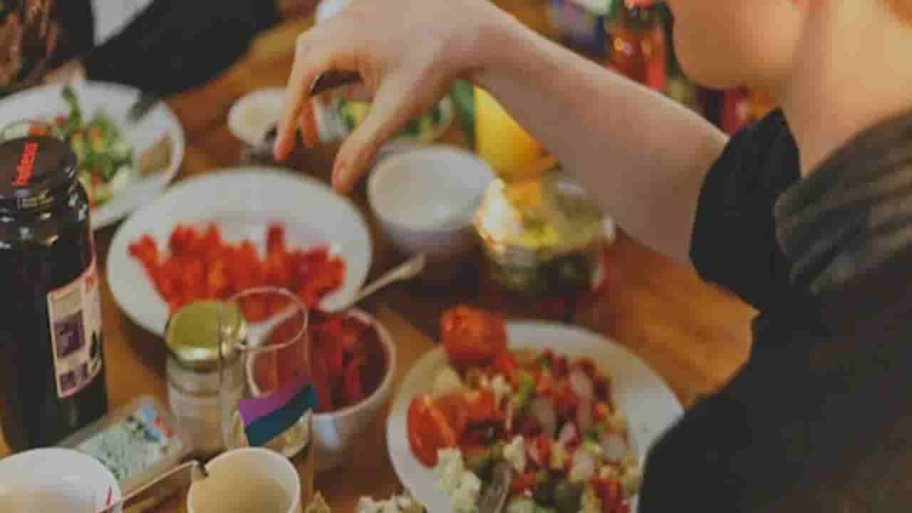 Viral News: ప్రియురాలిని డేటింగ్‌కు తీసుకెళ్లిన ప్రియుడు.. అతడు చేసిన పనికి ఆమె ఫ్యూజులు ఔట్.!