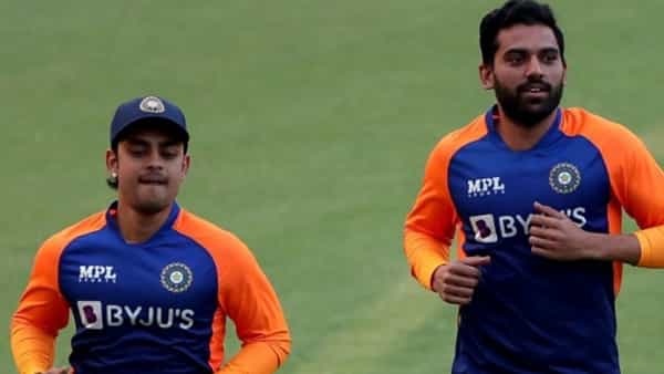 India A Squad: దక్షిణాఫ్రికాతో రెడ్ బాల్ సిరీస్ ఆడనున్న ఆ ఇద్దరు.. బీసీసీఐ కీలక నిర్ణయం.. 23న ప్రయాణం