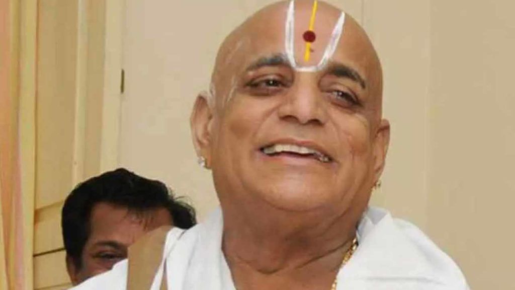 Tirumala – Dollar Seshadri: తిరుపతికి డాలర్ శేషాద్రి పార్థీవ దేహం.. ఇవాళ మధ్యాహ్నం అంత్యక్రియలు.. Tirumala – Dollar Seshadri: తిరుపతికి డాలర్ శేషాద్రి పార్థీవ దేహం.. ఇవాళ మధ్యాహ్నం అంత్యక్రియలు..