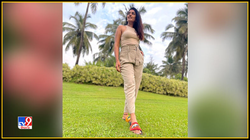 Eesha Rebba New Photos. Credit by:Eesha Rebba/Instagram