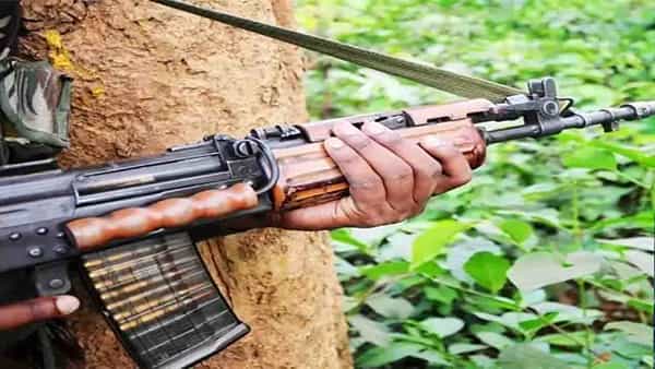 Dantewada Encounter: మావోయిస్టులకు మరో ఎదురుదెబ్బ.. దంతేవాడ జిల్లా ఎన్కౌంటర్లో కీలక నేత మృతి