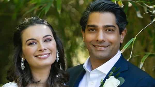 Evelyn Sharma: అమ్మగా ప్రమోషన్ పొందిన సాహో సుందరి.. తల్లి పాత్ర పోషించే టైమొచ్చిందంటూ పోస్ట్..