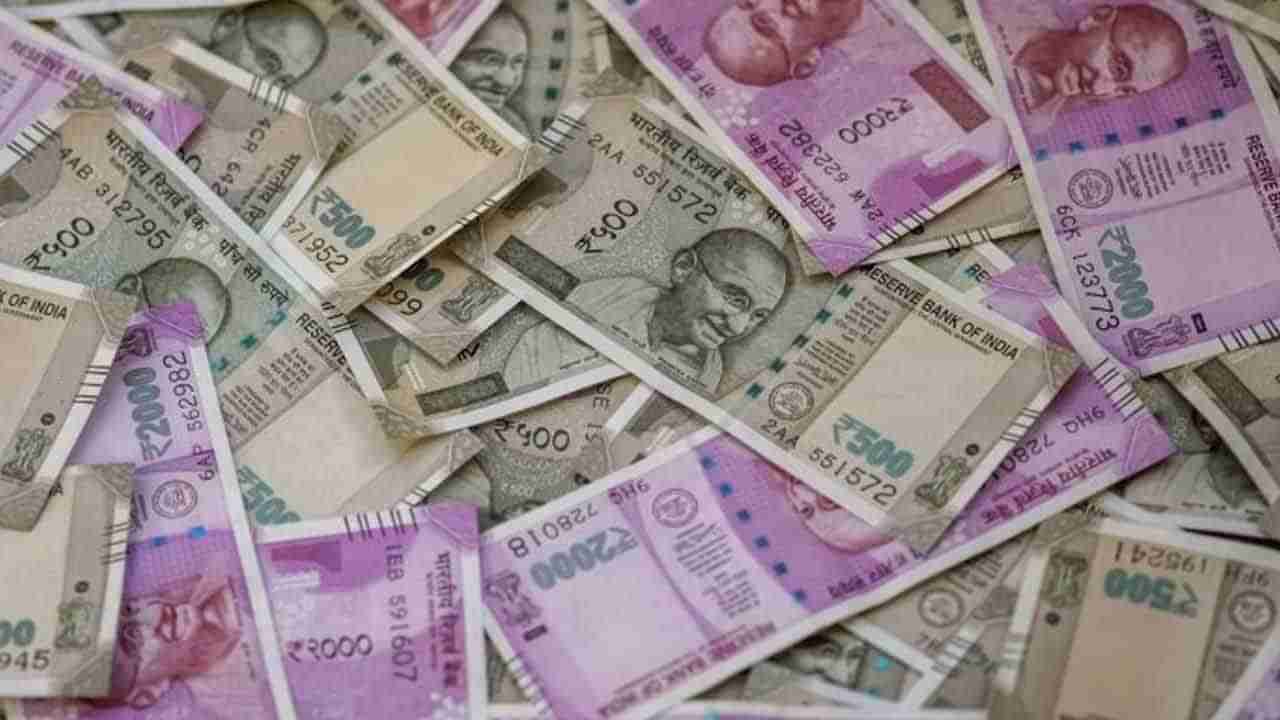 Fake currency: భాగ్యనగరంలో నకిలీ నోట్ల కలకలం.. రూ.2 కోట్ల ఫేక్ కరెన్సీ స్వాధీనం..