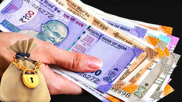Fixed Deposits: ఫిక్స్డ్ డిపాజిట్ల వడ్డీ రేట్లు పెరుగుదల.. ఏ బ్యాంకు ఎంత పెంచిందంటే..?