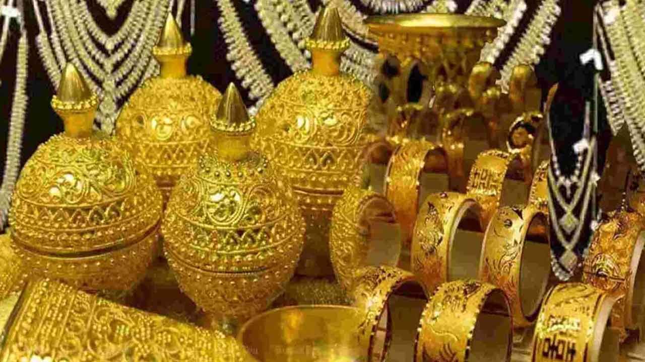 Gold Price Today: మహిళలకు మళ్లీ నిరాశే.. పెరిగిన బంగారం ధరలు.. హైదరాబాద్‏లో ఎలా ఉన్నాయంటే..
