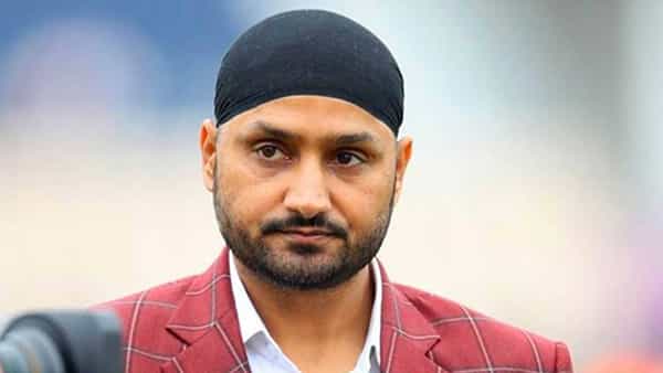 Harbhajan Singh: క్రికెట్కు రిటైర్మెంట్ ప్రకటించిన స్పిన్నర్ హర్భజన్ సింగ్..