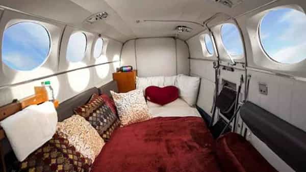 Honeymoon in the Air: ఆకాశంలో హనీమూన్.. జంటల కోసం అదిరిపోయే ఆఫర్ ప్రకటించిన ఎయిర్లైన్స్..