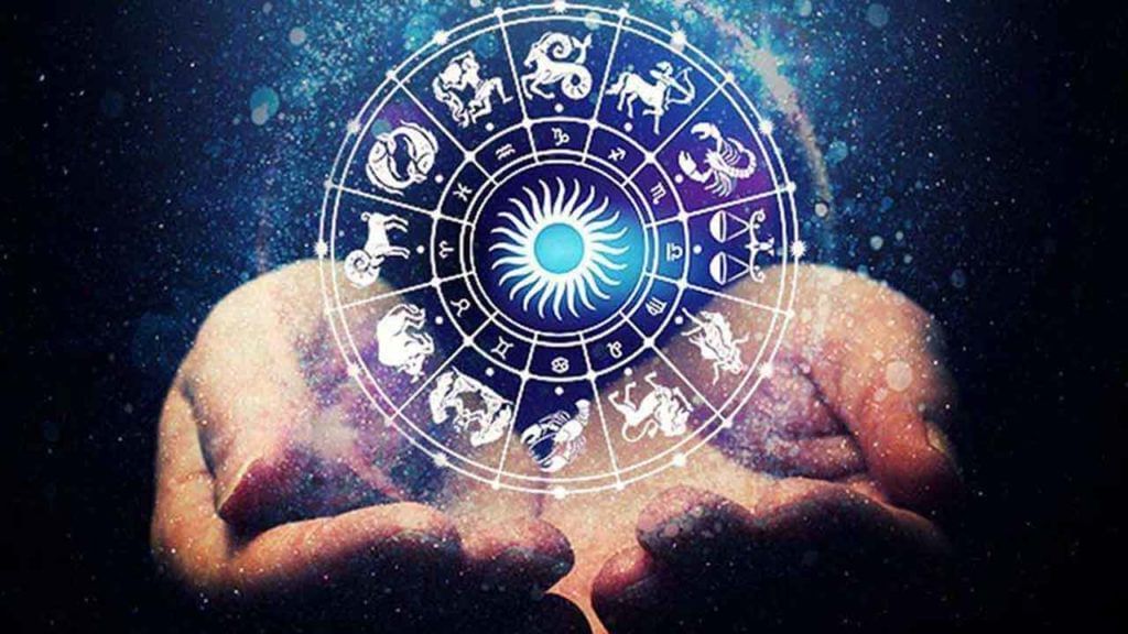 Horoscope Today: ఈరోజు ఈ రాశి ఉద్యోగులకు గుడ్ న్యూస్.. నేటి రాశిఫలాలు ఎలా ఉన్నాయంటే.. Horoscope Today: ఈరోజు ఈ రాశి ఉద్యోగులకు గుడ్ న్యూస్.. నేటి రాశిఫలాలు ఎలా ఉన్నాయంటే..