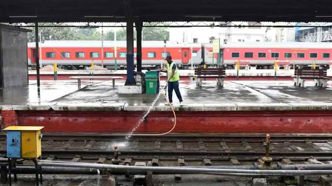 Indian Railway: 11 రైల్వే స్టేషన్‌ల అప్‌గ్రేడ్‌ పనులకు కేంద్ర మంత్రిత్వ శాఖ ఆమోదం..