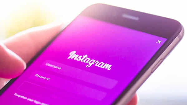Instagram: ఇకపై ఇన్స్టాగ్రామ్ కంటెంట్ చూడాలంటే సొమ్ములు చెల్లించాల్సిందే.. కొత్త సబ్స్క్రిప్షన్ ఫీచర్పై కసరత్తులు చేస్తున్న కంపెనీ!