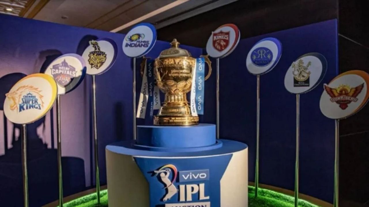IPL 2022 Auction: 'ఐపీఎల్ వేలం ఓ డ్రామా.. అది అవసరం లేదు.. మూడేళ్ల తరువాత కీలక ప్లేయర్లను కోల్పోవడం సరికాదు'