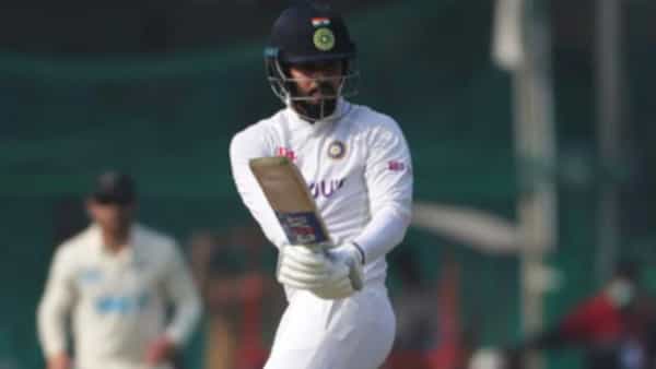 IND vs NZ: అయ్యర్పై ప్రశంసల వర్షం కురిపించిన లక్ష్మణ్.. ఆటతో ఆకట్టుకున్నాడంటూ కితాబు..