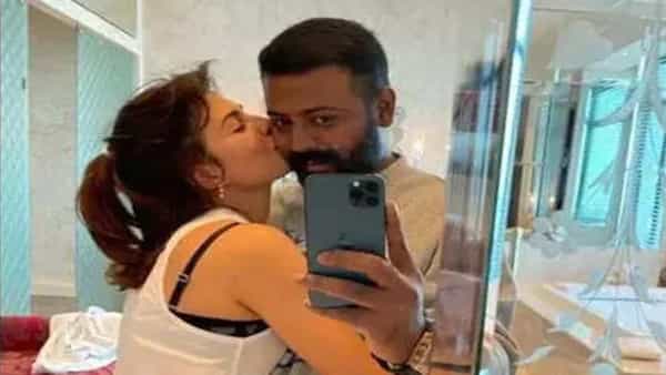 Jacqueline Fernandez: సుఖేష్ చంద్రశేఖర్తో జాక్వెలిన్ ఫెర్నాండెజ్.. ఏం చేసిందో తెలుసా..