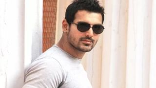 ఇండియాలో మొట్టమొదటి ‘లేడీ సూపర్ హీరో’ చిత్రం.. 3డిలో అదరగొట్టనున్న మాజీ మిస్‌ ఇండియా..