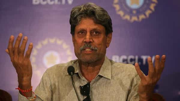 Kapil Dev: భారత జట్టు కంటే ఐపీఎల్కు ప్రాధాన్యత ఇచ్చేవాళ్లు ఉన్నారు.. కపిల్ దేవ్ సంచలన వ్యాఖ్యలు..