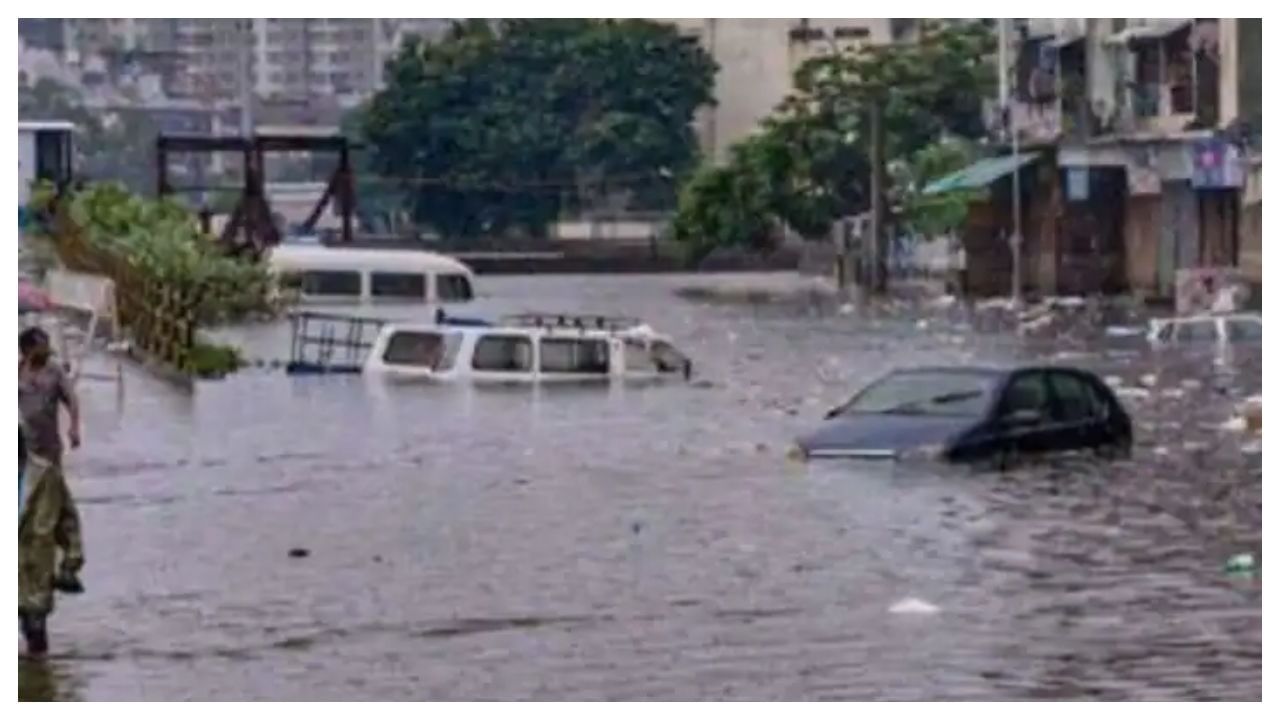 Karnataka Rains: కర్ణాటకను ముంచెత్తిన వర్షాలు.. బెంగళూరులో లోతట్టు ప్రాంతాలు జలమయం