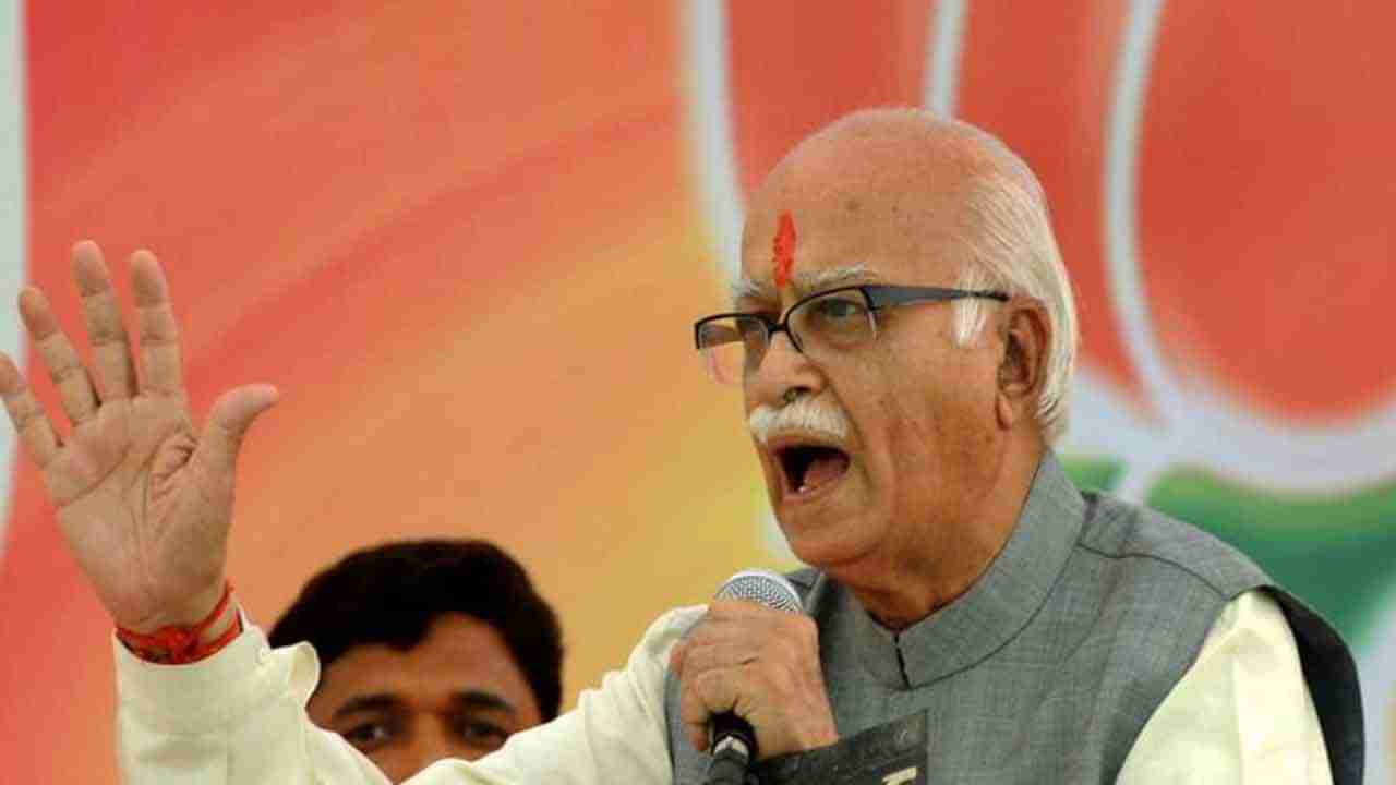 LK Advani: అలా ఎందుకు చేశారో ఎల్కే అద్వానీని అడగండి.. BJP నేతలకు SP నేత కౌంటర్