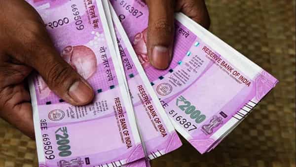 LIC Policy: ఎల్ఐసీలో అద్భుమైన పాలసీ.. ఒకేసారి డబ్బు డిపాజిట్ చేయండి.. ప్రతినెల రూ.20వేల పెన్షన్ పొందండి..!