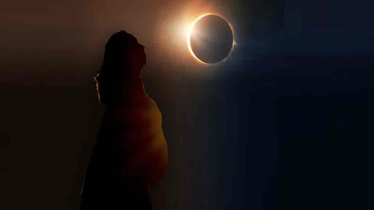 Lunar Eclipse: నేడు ఈశాన్య భారతంలో పాక్షికంగా చంద్రగ్రహణం.. గర్భిణీ స్త్రీలు తీసుకోవాల్సిన జాగ్రత్తలు ఏమిటంటే..