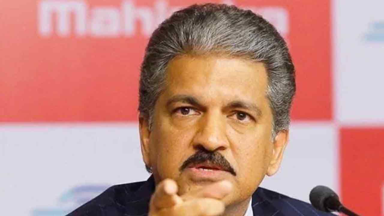 Anand Mahindra: నేను అలా అనలేదు.. వారిపై చట్టపరంగా చర్యలు తీసుకుంటా..