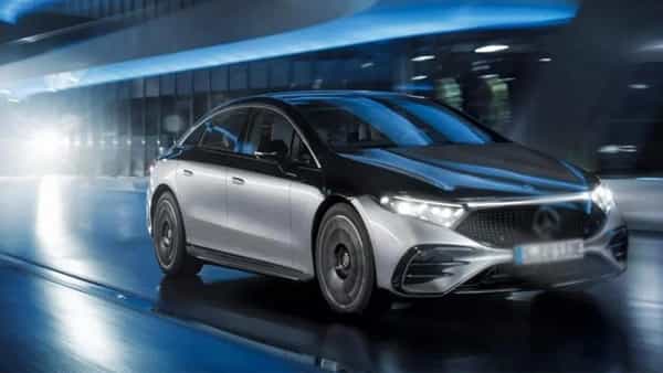 Mercedes-Benz: ఓ రేంజ్లో రానున్న ఎలక్ట్రిక్ కారు.. ఒక్కసారి ఛార్జ్ చేస్తే 1000 కిలోమీటర్లు..!