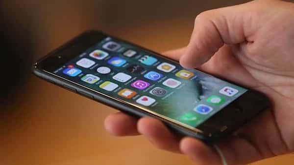 Mobile App: మొబైల్ యాప్స్ డౌన్లోడ్లలో చైనా తర్వాత భారత్ 2వ స్థానం.. ఎక్కువగా డౌన్లోడ్ చేసిన యాప్స్ ఇవే..!