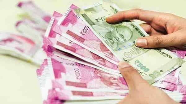 Bank Fixed Deposit Rates: ఫిక్స్డ్ డిపాజిట్పై ఏ బ్యాంక్ ఎంత వడ్డీ ఇస్తుందో తెలుసా.. పూర్తి వివరాలకు..