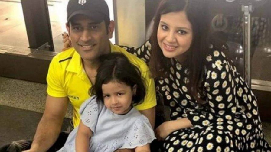 MS Dhoni: కొత్త భాగస్వామితో 'చాయ్‌ డేట్స్‌'లో మహేంద్రుడు.. నెట్టింట్లో పంచుకున్న సాక్షిధోని.. వైరలవుతోన్న ఫొటో