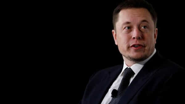 Elon Musk: 10 శాతం వాటా విక్రయించాలా వద్దా.. ట్విట్టర్ పాలోవర్స్కి ఎలాన్ మస్కు ప్రశ్న..