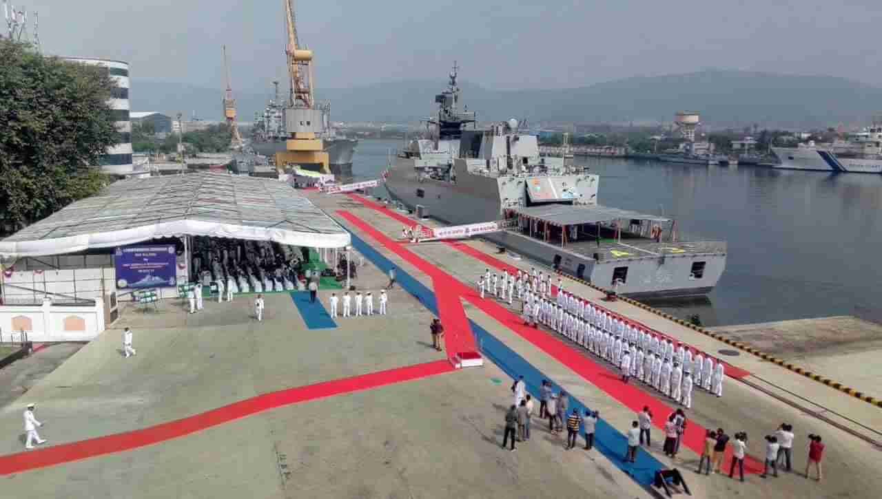 NAVAL Dockyard Recruitment: విశాఖపట్నం నావల్‌ డాక్‌యార్డ్‌లో అప్రెంటిస్‌ పోస్టులు.. ఎవరు అర్హులంటే..