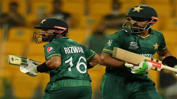 T20 World Cup 2021: చెలరేగిన రిజ్వాన్, బాబర్.. సెమీఫైనల్లోకి దూసుకెళ్లిన పాకిస్తాన్..