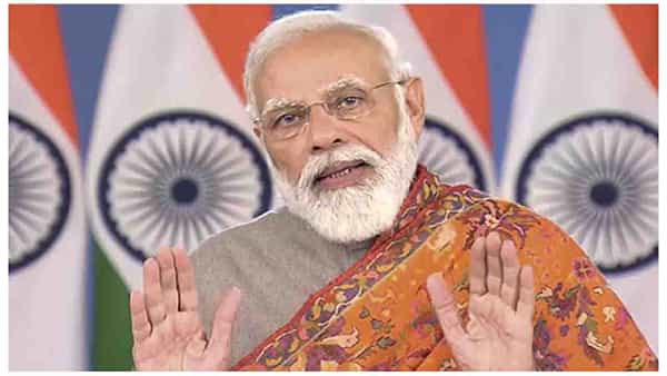 PM Modi: ప్రధాని మోడీకి అరుదైన సత్కారం.. ఈల పాటల ట్యూన్తో పేరు పెట్టిన సంప్రదాయ పల్లెపడుచు!