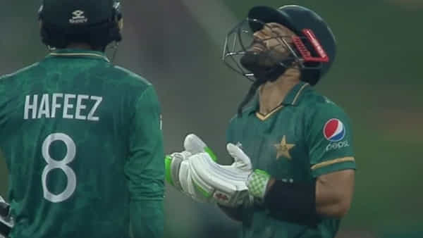 T20 World Cup: 29 ఏళ్ల పాక్ బ్యాట్స్మెన్ విరాట్ కోహ్లీని దాటేశాడు.. టీ20ల్లో కింగ్ మేకర్ అయ్యాడు..