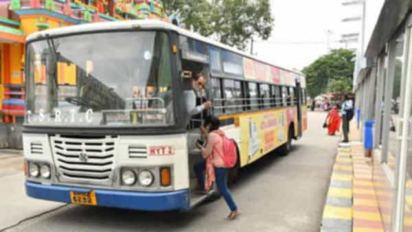 Telangana: బుల్లెట్ బండిపై రాలేను.. ఆర్టీసీ బస్సులోనే వస్తాను.. ఇష్టమైతేనే పెళ్లి చేసుకో.. వైరలవుతోన్న డిపో మేనేజర్ ట్వీట్