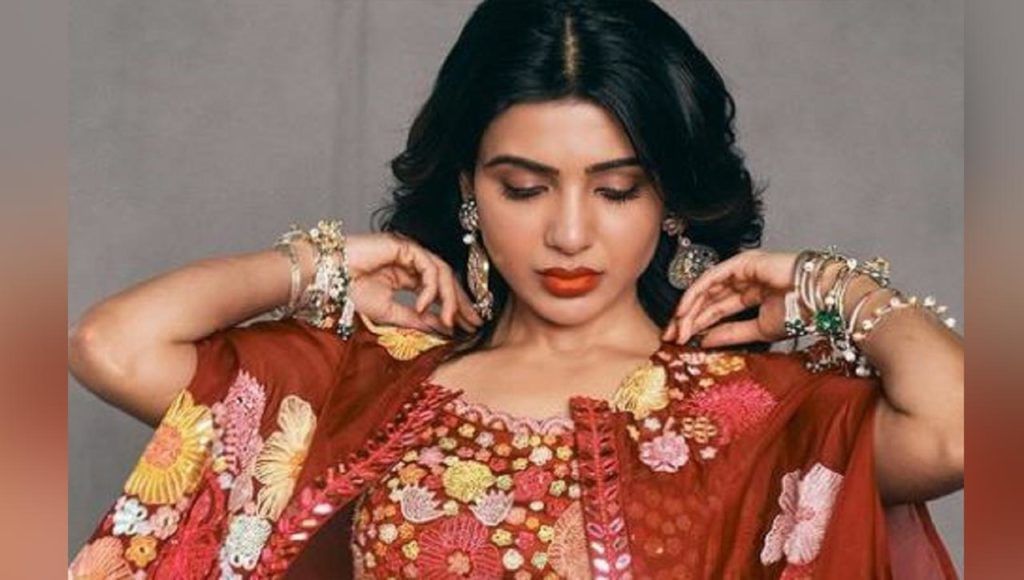 Samantha: చిరిగిన షర్ట్కు పిన్నులు పెట్టుకోవడం కూడా ఫ్యాషనేనా.? వైరల్గా మారిన సమంత లేటెస్ట్ ఫోటో.. Samantha: చిరిగిన షర్ట్కు పిన్నులు పెట్టుకోవడం కూడా ఫ్యాషనేనా.? వైరల్గా మారిన సమంత లేటెస్ట్ ఫోటో..