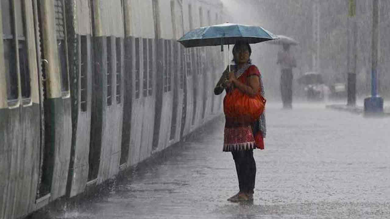 AP Heavy Rains:  కడప జిల్లాలో భారీ వర్షాలు.. జిల్లా మీదుగా నడిచే పలు రైళ్లు రద్దు. మరికొన్ని దారిమల్లింపు.. వివరాల్లోకి వెళ్తే..