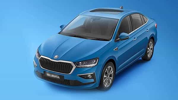 Skoda Slavia: సరికొత్త ప్రీమియం మిడ్సైజ్ సెడాన్ స్లావియా కారు భారత్లో విడుదల..