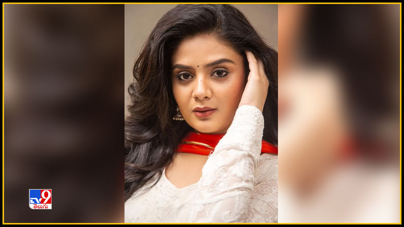 Sreemukhi New Photos. Credit by:Sreemukhi/Instagram