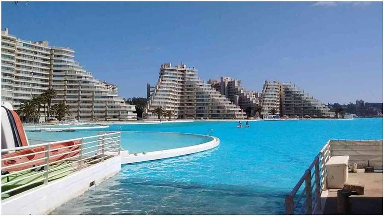 ఇప్పుడు మనం చెప్పుకోబోయే స్విమ్మింగ్ మానవ నిర్మితమైనదే. అయితే, ఇది చాలా పొడవుగా ఉంటుంది. దీనిని ఈదాలంటే సామాన్యులకు అయ్యే పని కాదు. ఒక పడవ అవసరం అవుతుందనడంలో ఏమాత్రం సందేహం లేదు. 