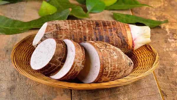 Taro Root Benefits: చలికాలంలో షుగర్ వ్యాధిగ్రస్తులకు సూపర్ ఫుడ్.. చేమ దుంపలు..