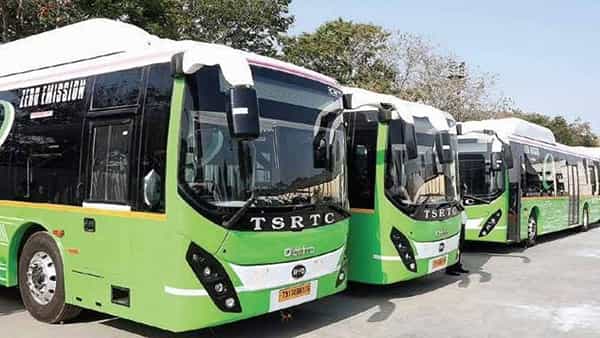 TSRTC: శబరిమల భక్తులకు టీఎస్ఆర్టీసీ శుభవార్త.. తక్కువ ఛార్జీలతో అద్దె బస్సులు.. పూర్తి వివరాలివే..