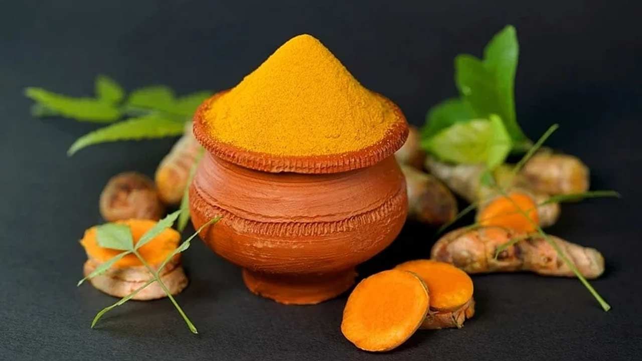 Benefits of Turmeric: శీతాకాలంలో పుసుపు తినడం వల్ల కలిగే ప్రయోజనాలు అన్నీ ఇన్నీ కావు..