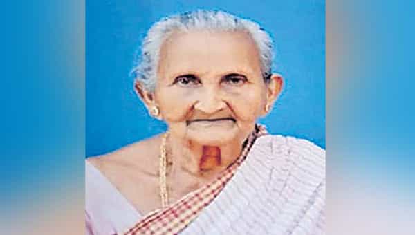 Hyderabad: అయ్యో అమ్మ ఎంత కష్టం.. కళ్ల ముందే కాటికి కన్నబిడ్డలు.. 98 ఏళ్ల వయసులో..