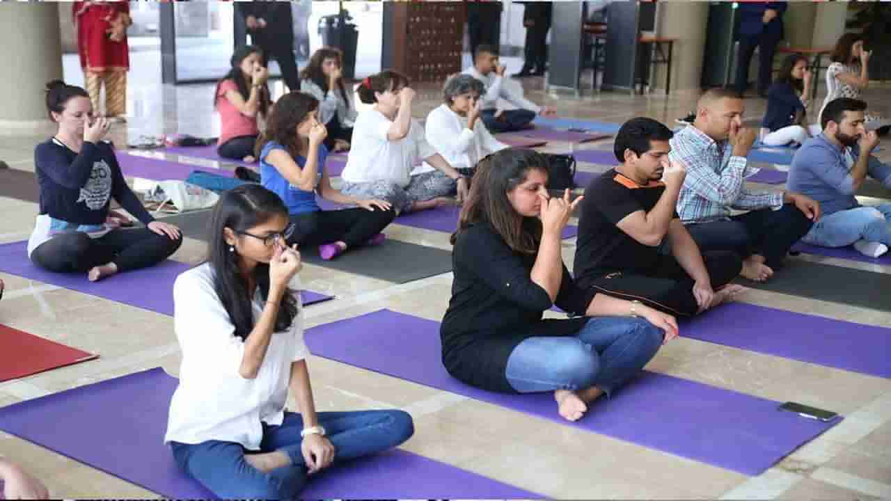 Yoga Break: ప్రభుత్వ ఉద్యోగులకు గుడ్‌న్యూస్.. ఇకపై కార్యాలయాల్లో మరో బ్రేక్.. ఎందుకోసమంటే..?