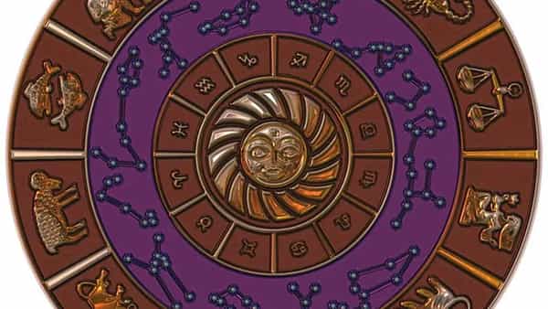 Zodiac Signs: ఈ 4 రాశుల అమ్మాయిలు చాలా ప్రతిభావంతులు.. చాలా త్వరగా ఉన్నత శిఖరాలకు చేరుతారు..!