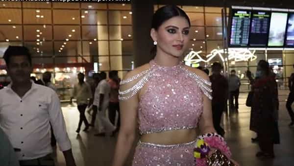Urvashi Rautela: డైమండ్స్తో రూపొందించిన డ్రెస్తో బాలీవుడ్ ముద్దుగుమ్మ.. ధర ఎంతంటే..