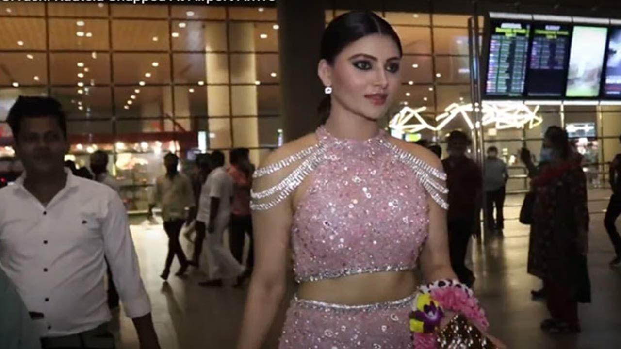 Urvashi Rautela: డైమండ్స్‌తో రూపొందించిన డ్రెస్‌తో బాలీవుడ్‌ ముద్దుగుమ్మ.. ధర ఎంతంటే..