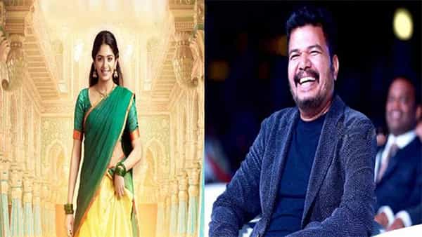 నిన్న యాక్టర్గా ఎంట్రీ.. నేడు డాక్టర్గా డిగ్రీ పట్టా.. వైరలవుతోన్న శంకర్ కుమార్తె గ్రాడ్యుయేషన్ డే ఫొటోలు..